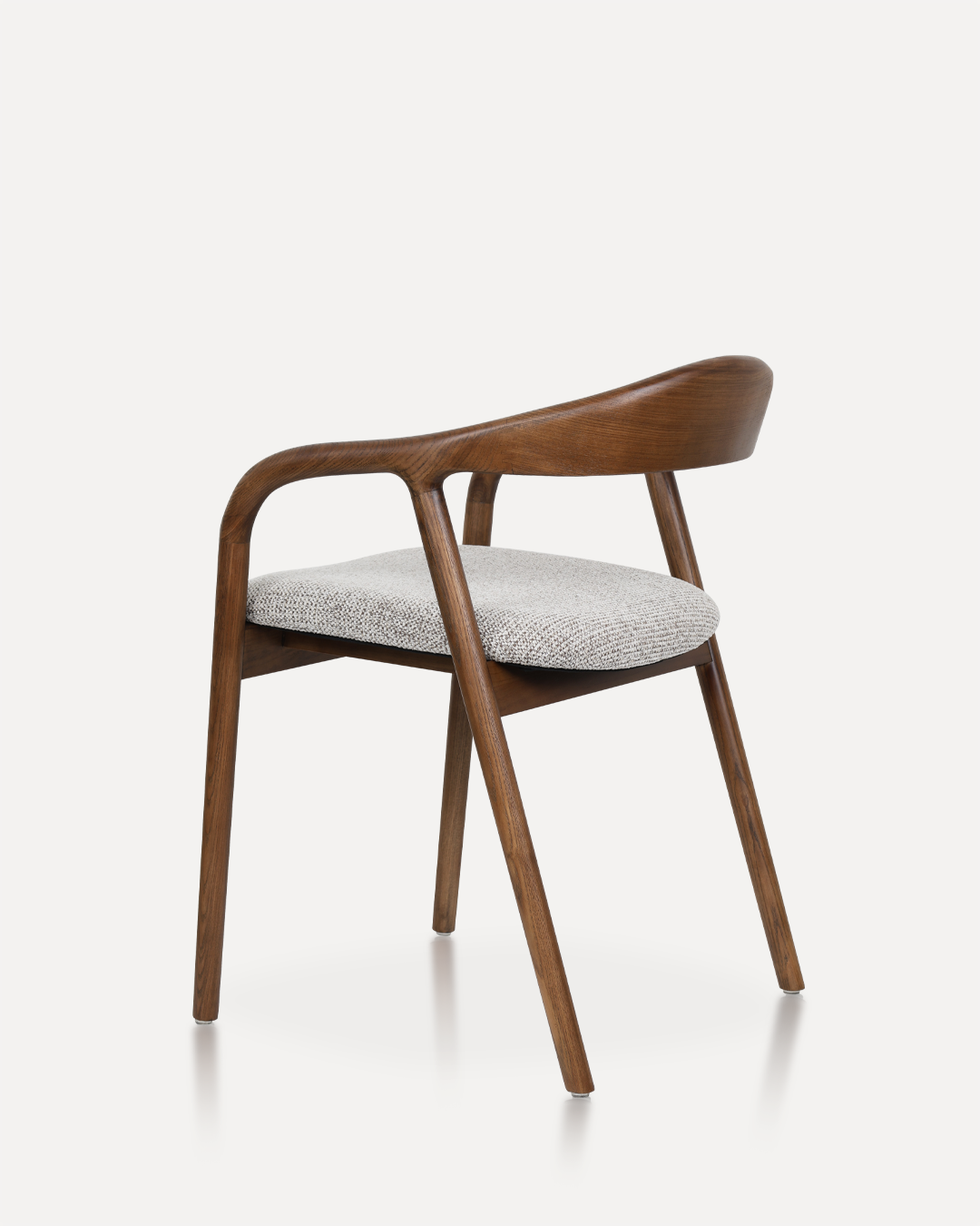 walnut / clay