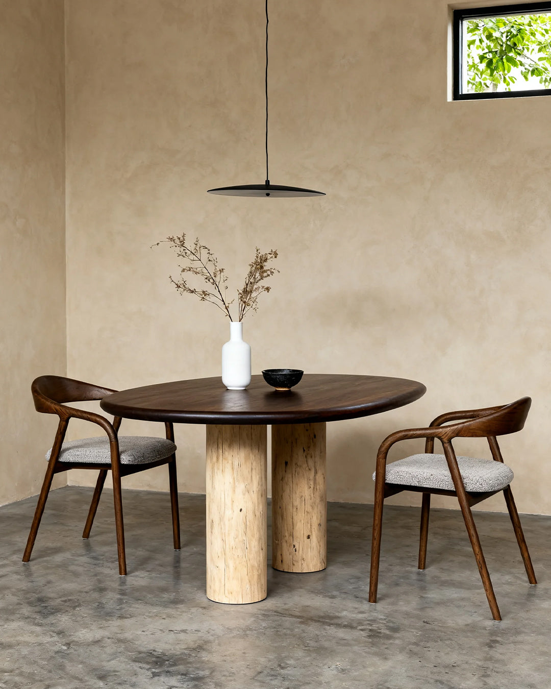 walnut / clay