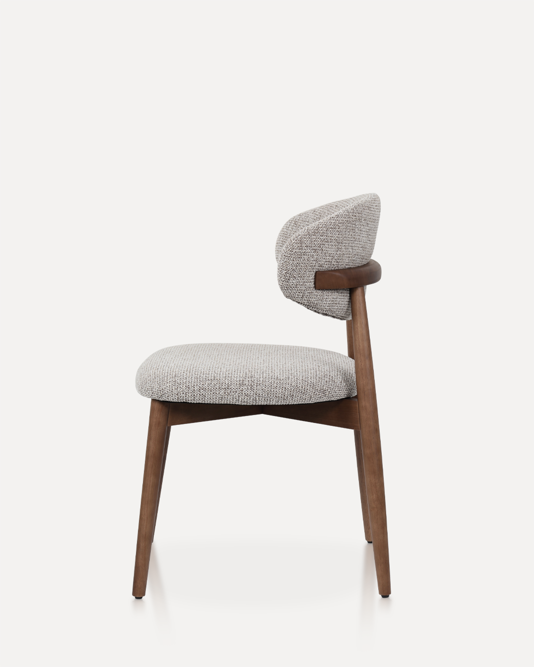 walnut / clay