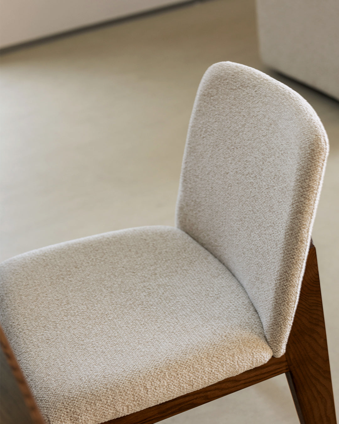 Wooden Chair Maura - Walnut