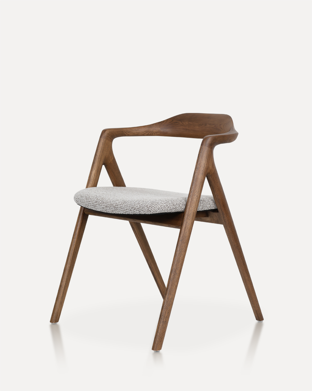 walnut / clay