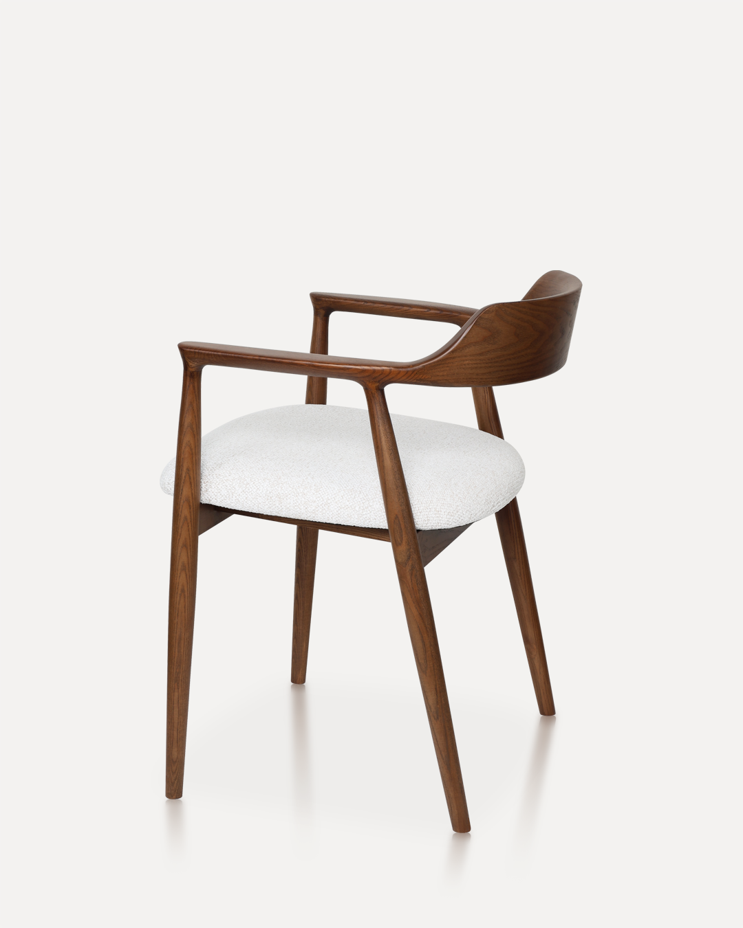walnut / white