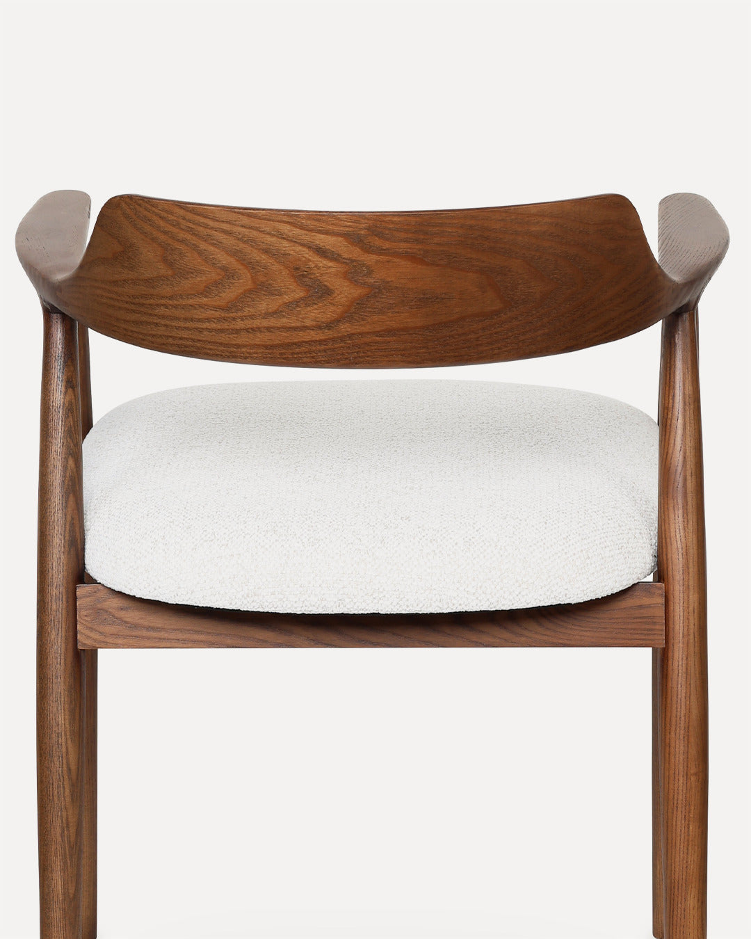walnut / white