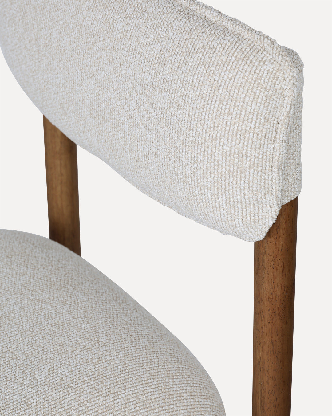walnut / beige
